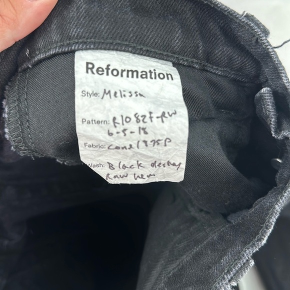 Reformation Melissa High & Skinny Distressed High Rise Jeans black raw hem sz 27 - Picture 4 of 13